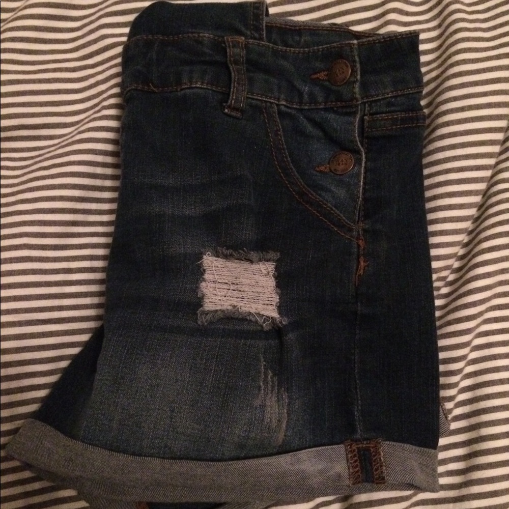 Women’s overall shorts